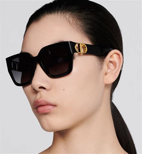 DIOR 30 Montaigne S8U Sunglasses .